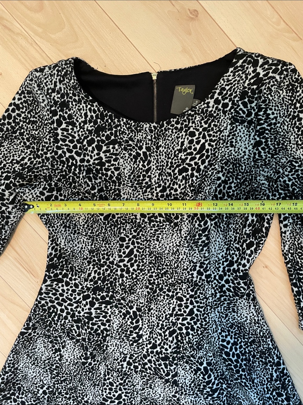 Taylor Sz 8 Animal-Print Knit Midi Dress - Picture 5 of 8